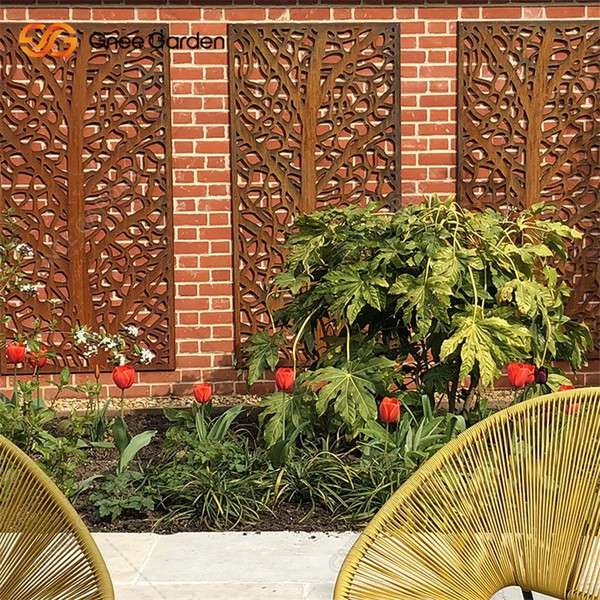 A corten steel screen 7 A corten steel screen 7