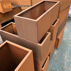 Välitingimustes Corteni terasest ümmargune lillepott