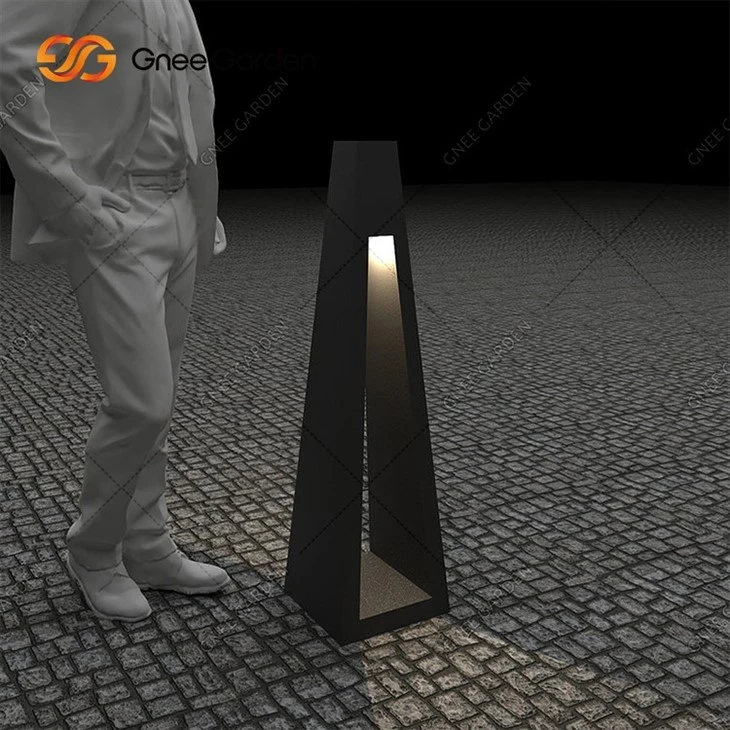 Metal Garden Art Lamps for Decorating Your Yard