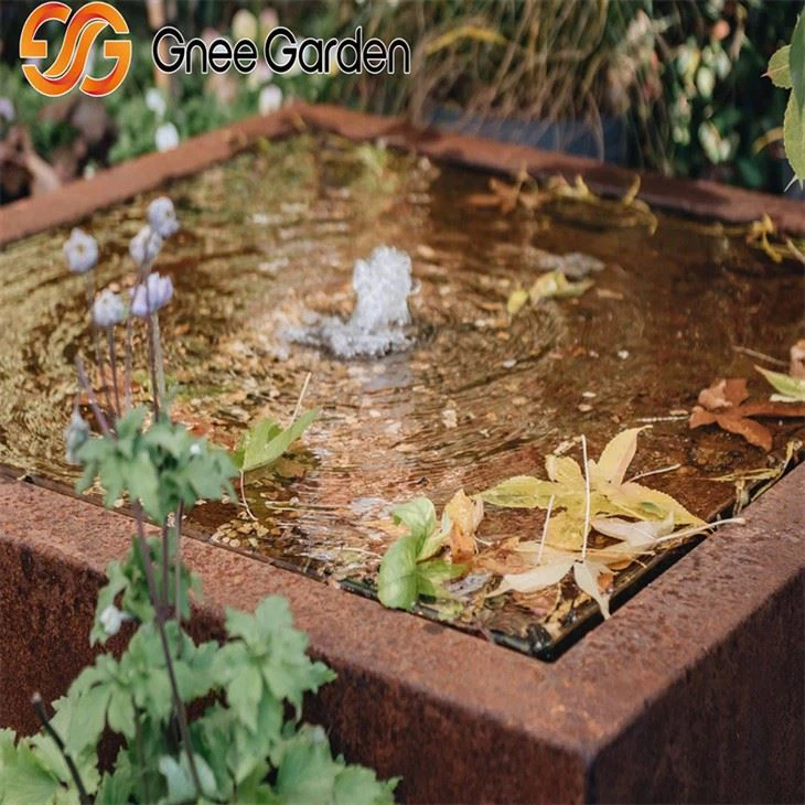 Corteni teras roostes moodne kohandatud veelaud